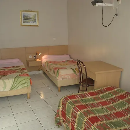 Отель Grand Du Eugene - Париж